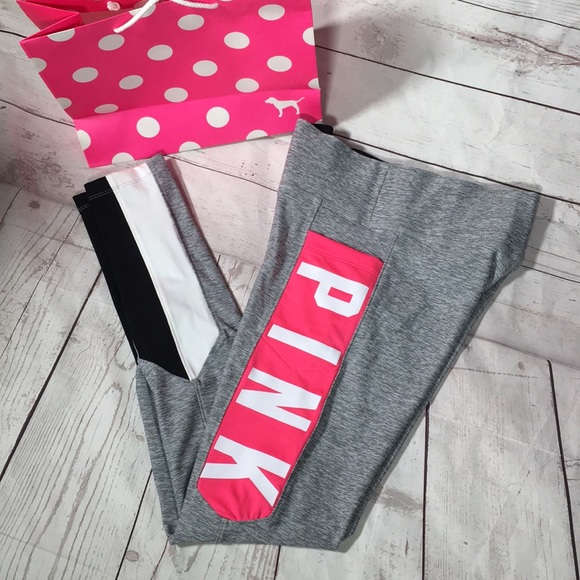 PINK Victoria's Secret Pants - NWT Pink ultimate yoga leggings sz Small